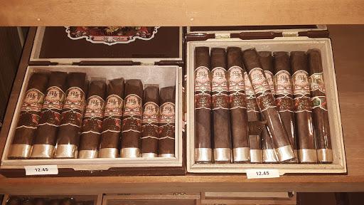 Cigar Shop «Lone Star Tobacco», reviews and photos, 122 Vintage Park Blvd, Houston, TX 77070, USA