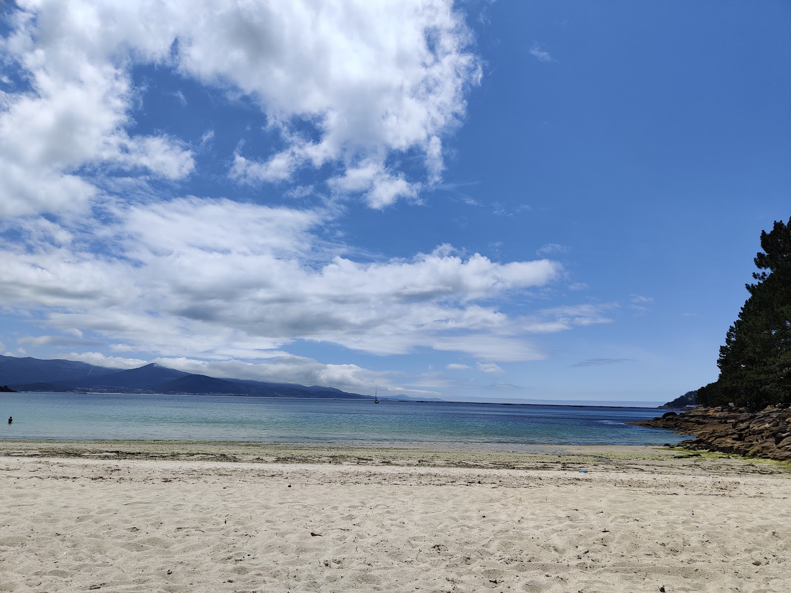 Foto av Praia de Ventin med hög nivå av renlighet