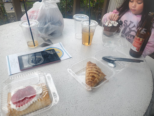 Greek Restaurant «King Gyros Greek Restaurant», reviews and photos, 400 S Hamilton Rd, Columbus, OH 43213, USA