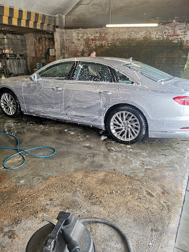 Beckett Road Hand Car wash - Car wash