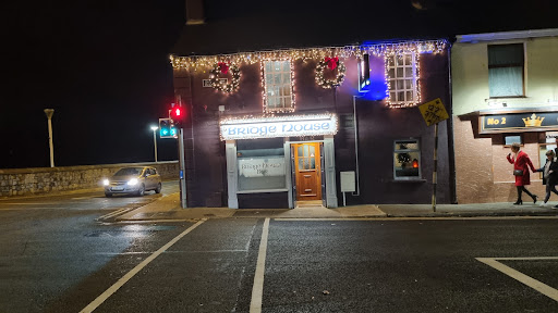 Bridge House Bar