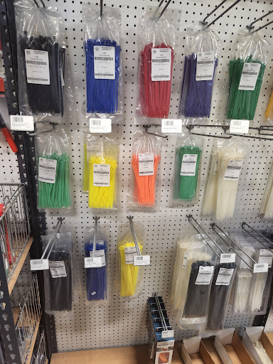 Industrial Equipment Supplier «McFadden-Dale Hardware Industrial Supplies», reviews and photos, 1540 E Warner Ave, Santa Ana, CA 92705, USA