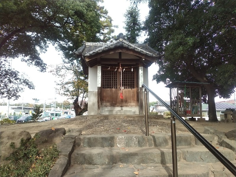 天神古墳（玉村町No.133遺跡）・天満宮