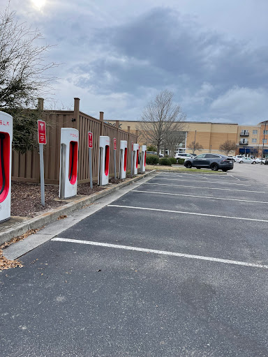 Electric vehicle charging station Wilmington
