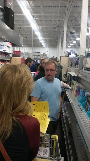 Electronics Store «Best Buy», reviews and photos, 6670 Edwardsville Crossing Dr, Edwardsville, IL 62025, USA