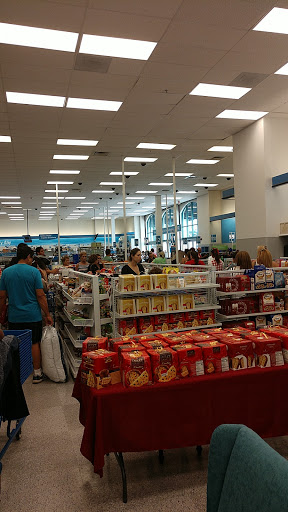 Clothing Store «Ross Dress for Less», reviews and photos, 2 Miracle Mile, Coral Gables, FL 33134, USA