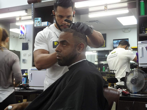 Barber Shop «Ben & Johnny’s Barbershop», reviews and photos, 183 NW 136th Ave, Sunrise, FL 33325, USA