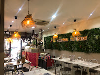 Atmosphère du Restaurant tunisien Le Comptoir Tunisien à Marseille - n°1