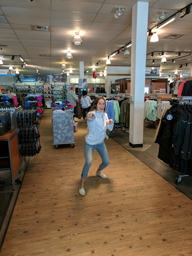 Sportswear Store «Columbia Sportswear Outlet Store at Bend Factory Stores», reviews and photos, 61334 S Hwy 97 #440, Bend, OR 97702, USA