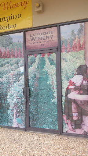 Winery «La Fuente Winery», reviews and photos, 10606 Hempstead Rd, Houston, TX 77092, USA
