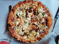 Pizza du Restaurant italien Aux Trois Goûts - Eckbolsheim - n°6