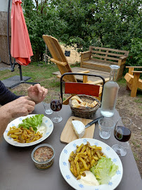 Plats et boissons du Guinguette Au Bout de l'île - Restaurant et hebergement touristique (yourtes, toue cabanée et chambres d'hôtes) à Mauges-sur-Loire - n°18