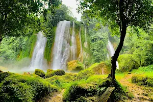 Cikaso Waterfall image