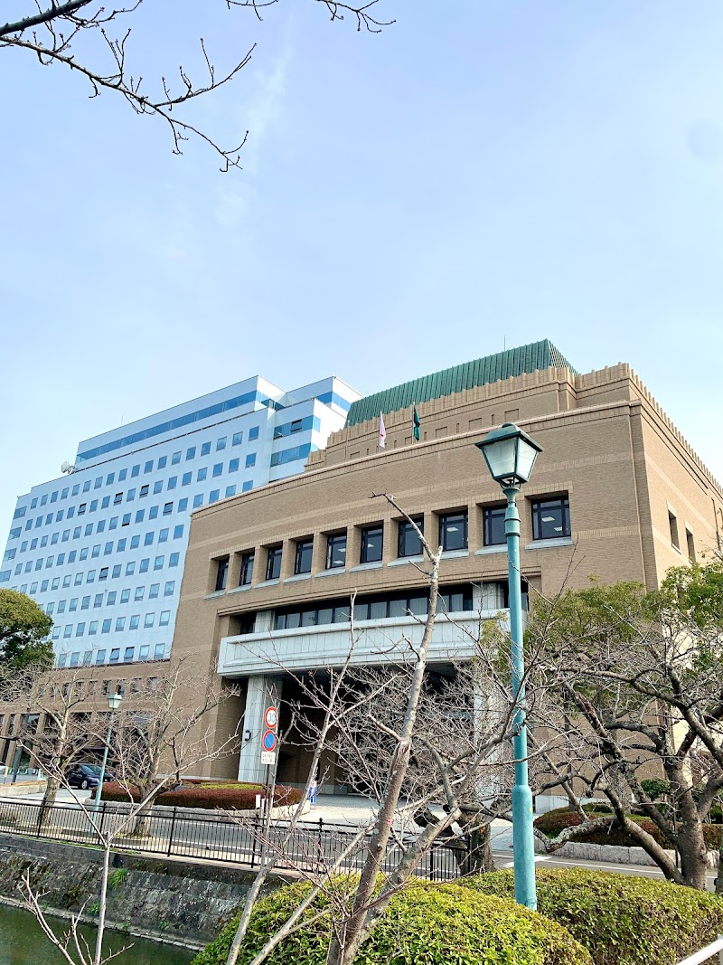 佐賀県議会議事堂