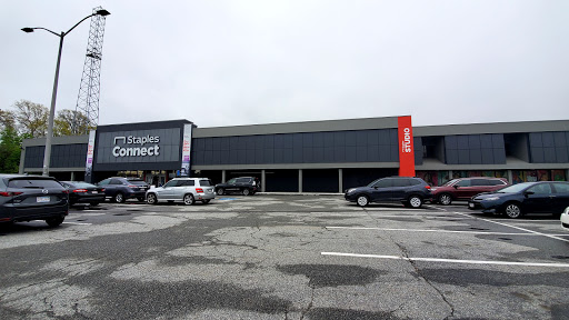 Office Supply Store «Staples», reviews and photos, 1660 Soldiers Field Rd, Brighton, MA 02135, USA