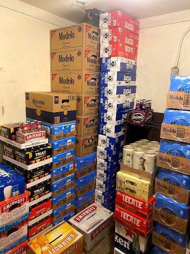 Grocery Store «Parkview Market», reviews and photos, 515 S Cardinal Ave, Stockton, CA 95215, USA