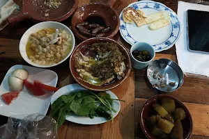 مطعم فخارة الست image