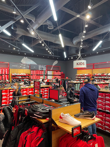 Shoe Store «PUMA», reviews and photos, 447 Great Mall Dr #195, Milpitas, CA 95035, USA