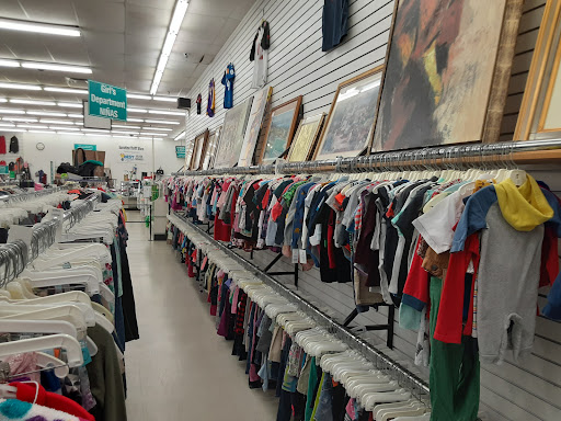 Thrift Store «Sunshine Thrift Stores of Bradenton, Inc.», reviews and photos, 3611 1st St E #230, Bradenton, FL 34208, USA