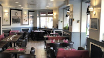 Atmosphère du Restaurant italien Ristorante San Giovanni à Courbevoie - n°6