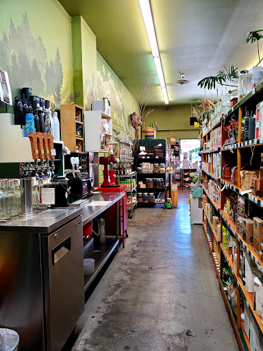 Grocery Store «Bear Foods Natural Market», reviews and photos, 125 E Woodin Ave, Chelan, WA 98816, USA