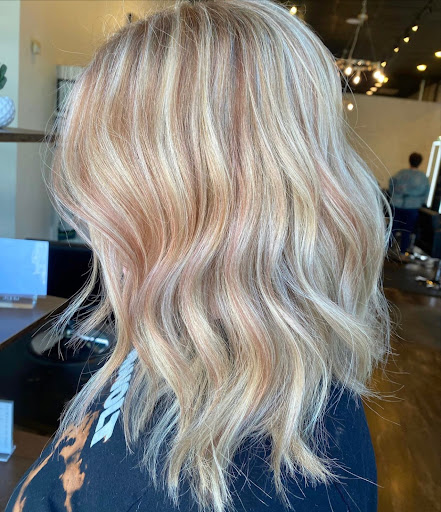 Hair Salon «Urban Colorz Salon», reviews and photos, 13043 SE 84th Ave, Clackamas, OR 97015, USA