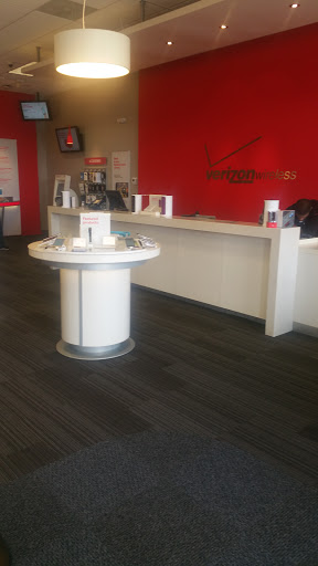 Cell Phone Store «Verizon», reviews and photos, 6427 Carlisle Pike, Mechanicsburg, PA 17050, USA