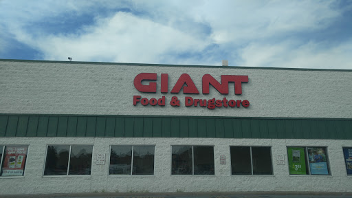 Grocery Store «Giant Food Stores», reviews and photos, 202 Chestnut St, Coplay, PA 18037, USA