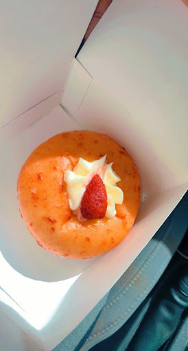 Donut Shop «Mojo Donuts & Fried Chicken», reviews and photos, 8870 SW 40th St #13, Miami, FL 33165, USA