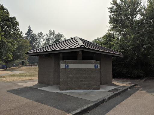 Park «132nd Square Park», reviews and photos, 13159 132nd Ave NE, Kirkland, WA 98034, USA