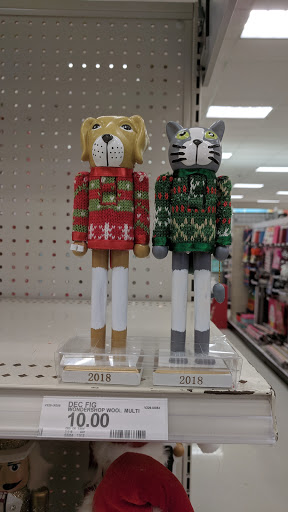 Department Store «Target», reviews and photos, 3101 Jefferson Davis Hwy, Alexandria, VA 22305, USA