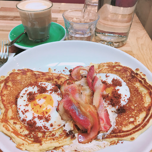 Breakfast places Paris
