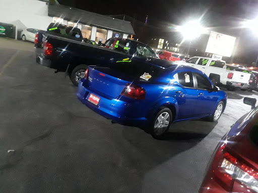 Used Car Dealer «The Car Store Auto Corp», reviews and photos, 207 S Lake St, Aurora, IL 60506, USA