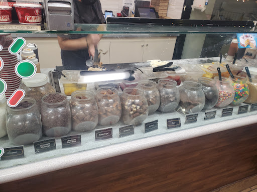 Ice Cream Shop «Cold Stone Creamery», reviews and photos, 19500 Plummer St #5, Northridge, CA 91324, USA