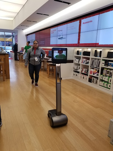 Computer Store «Microsoft Store - St. Johns Town Center», reviews and photos, 4791 River City Dr #113, Jacksonville, FL 32246, USA