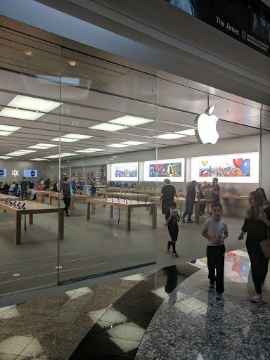 Computer Store «Apple Polaris Fashion Place», reviews and photos, 1500 Polaris Pkwy, Columbus, OH 43240, USA