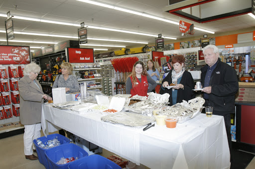 Hardware Store «Roselle Ace Hardware», reviews and photos, 821 E Nerge Rd, Roselle, IL 60172, USA