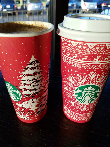 Coffee Shop «Starbucks», reviews and photos, 203 N 8th St, Dundee Township, IL 60118, USA