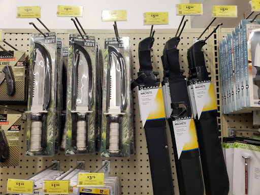 Hardware Store «Harbor Freight Tools», reviews and photos, 13691 Harbor Blvd, Garden Grove, CA 92843, USA