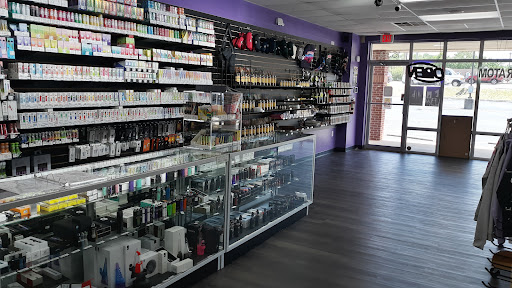 Vaporizer Store «Get Weird Vape Smoke Shop», reviews and photos, 3113 N Pleasantburg Dr c, Greenville, SC 29609, USA