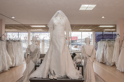 Consignment Shop «The Altar Bridal Consignment», reviews and photos, 9629 W Colfax Ave, Lakewood, CO 80215, USA