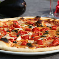 Plats et boissons du Pizzeria Pizza La Tournière - O Napolitan By Fabrizio à Antibes - n°3
