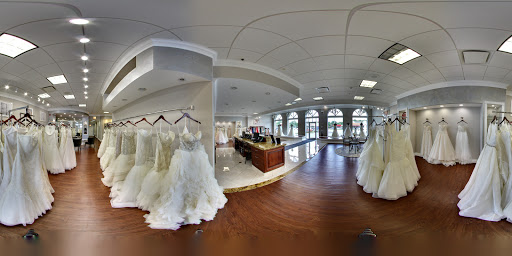 Bridal Shop «Bella Bianca Bridal», reviews and photos, 17W527 E Roosevelt Rd, Oakbrook Terrace, IL 60181, USA