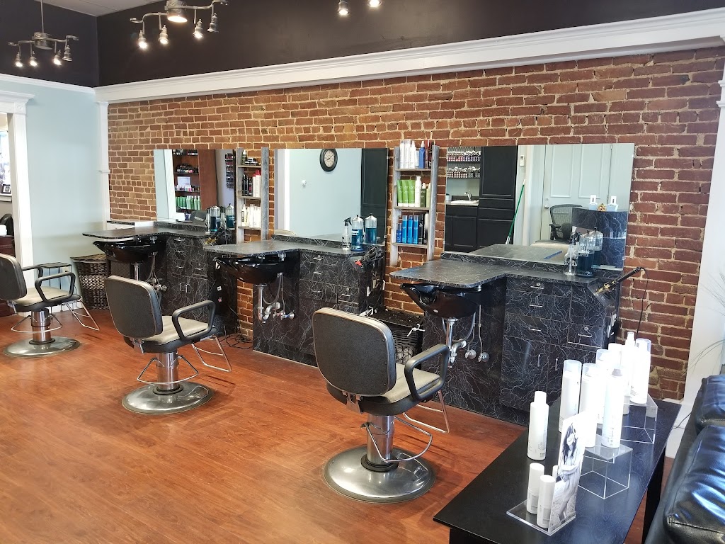 Evolve Salon & Spa 03581