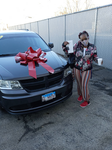 Used Car Dealer «Auto Warehouse», reviews and photos, 3375 Grand Ave, Waukegan, IL 60085, USA