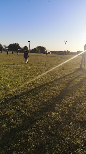 Opiniones de Hindu Baby Futbol en Salto - Gimnasio