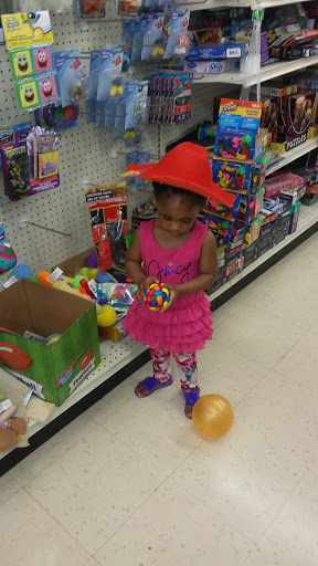 Dollar Store «Dollar Tree», reviews and photos, 1111 S Orange Ave, Newark, NJ 07106, USA