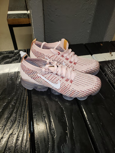 Sportswear Store «Nike», reviews and photos, 1261 Woodward Ave, Detroit, MI 48226, USA