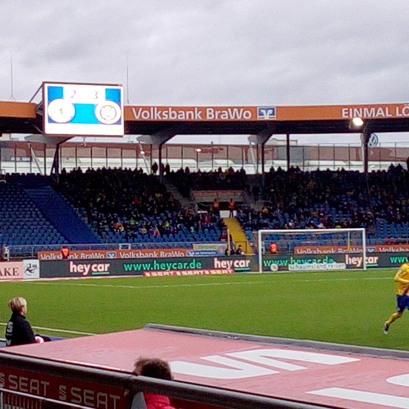 EINTRACHT-STADION