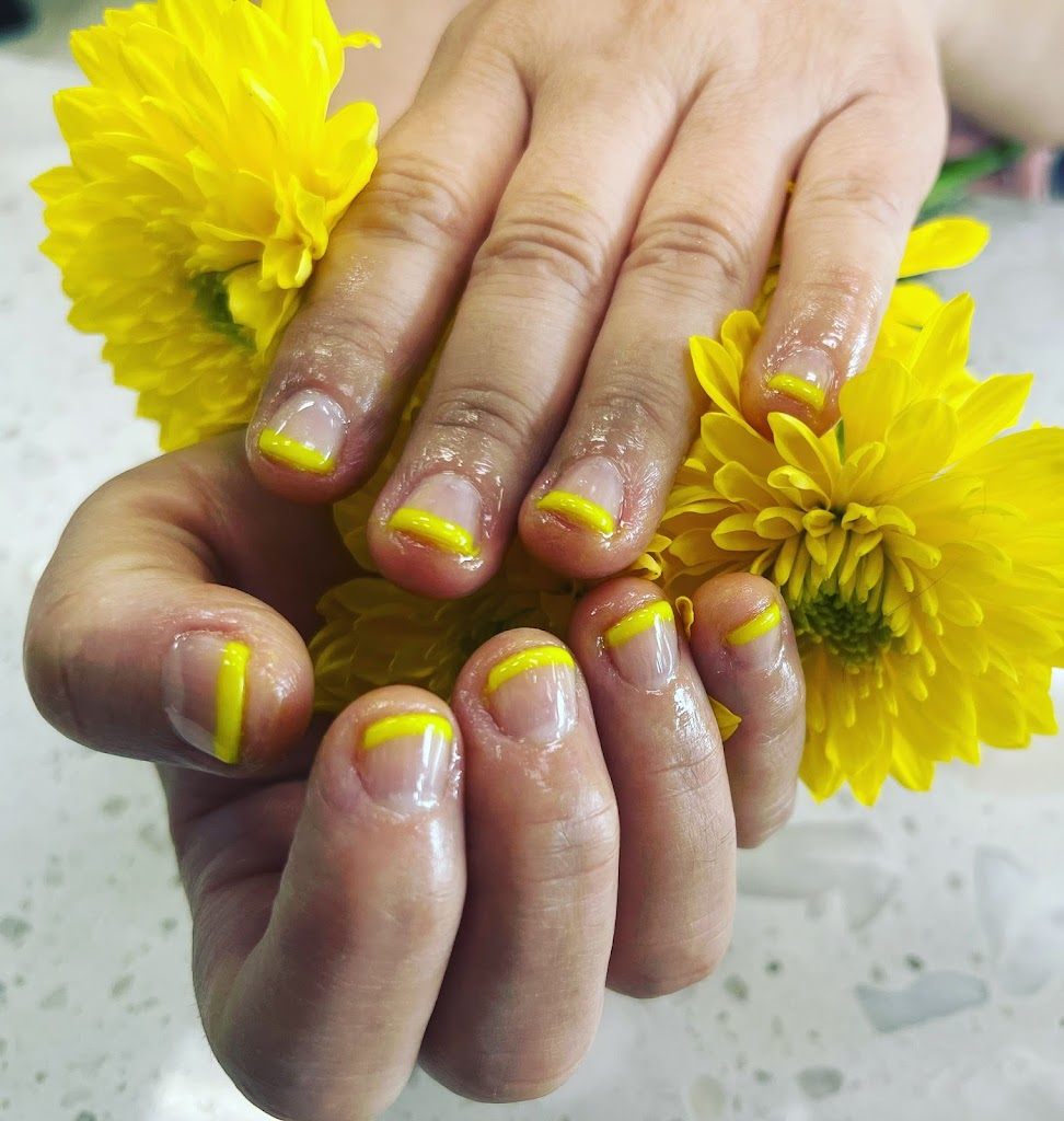 Mayelin nails kendall 33196